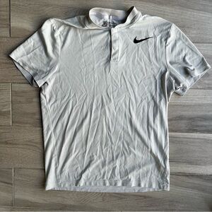 Nike Men's Light Gray Polo Shirt